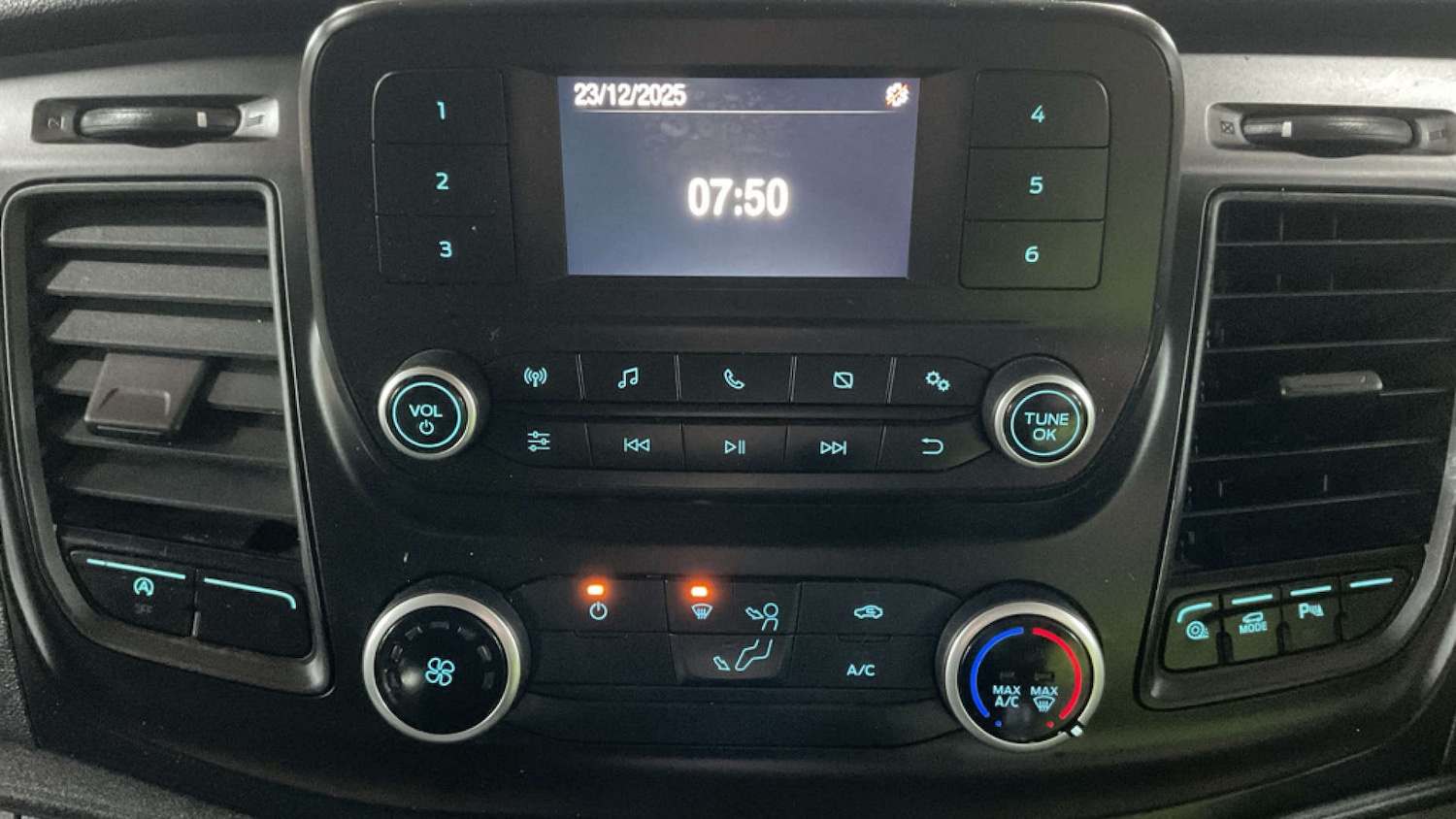 Used Ford Transit Custom 2021 for sale - 77047463: Photo 10