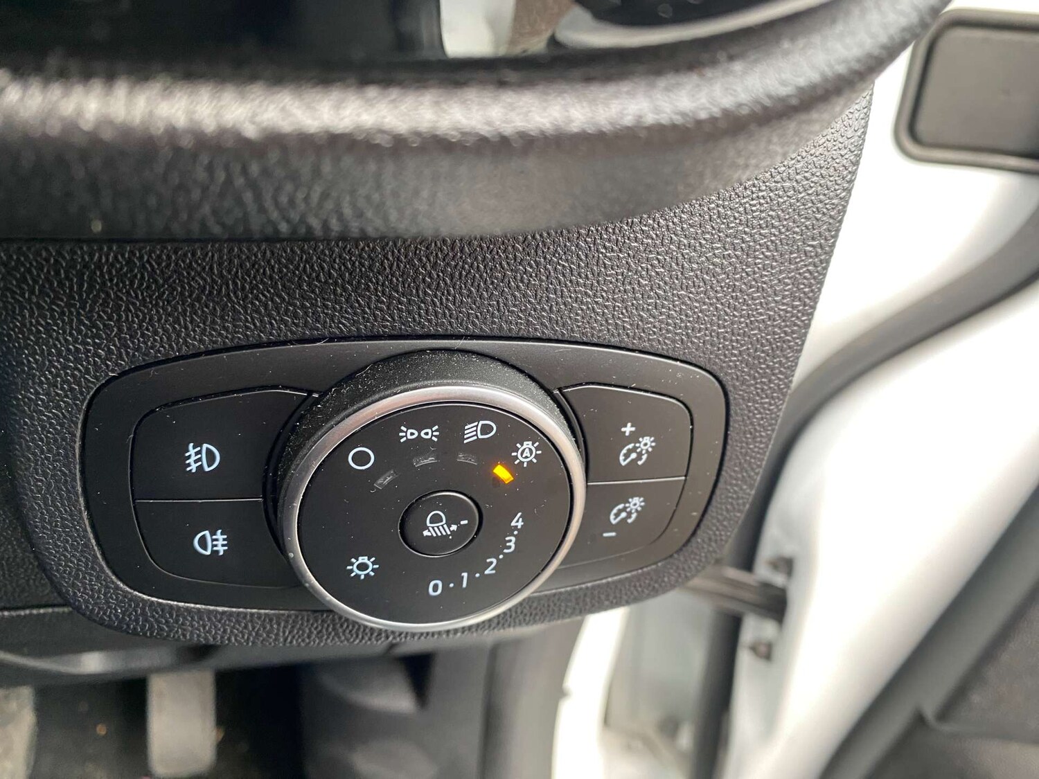 Used Ford Fiesta 2020 for sale - 76322858: Photo 21