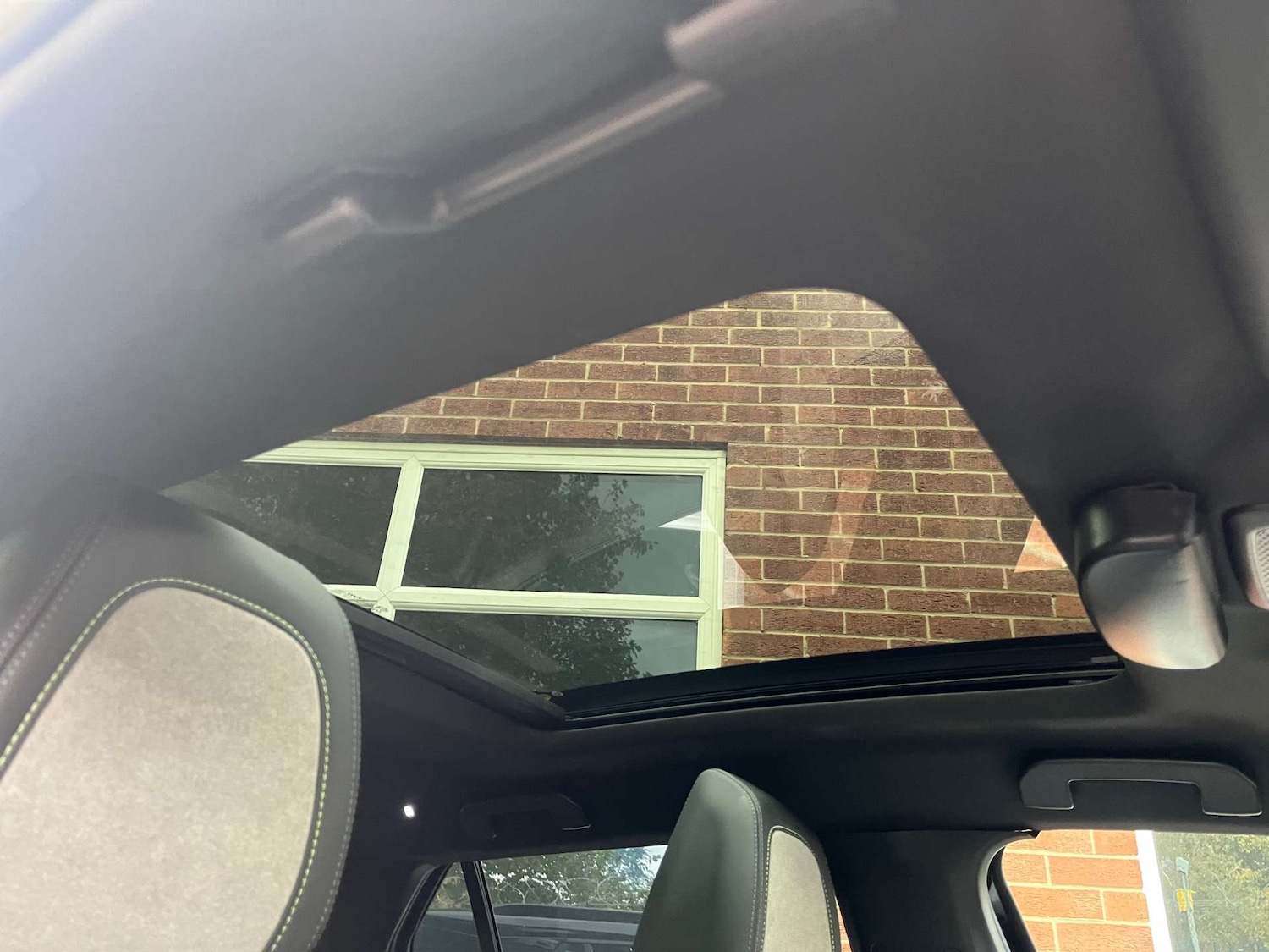 Used Peugeot 2008 2021 for sale - 76345010: Photo 15