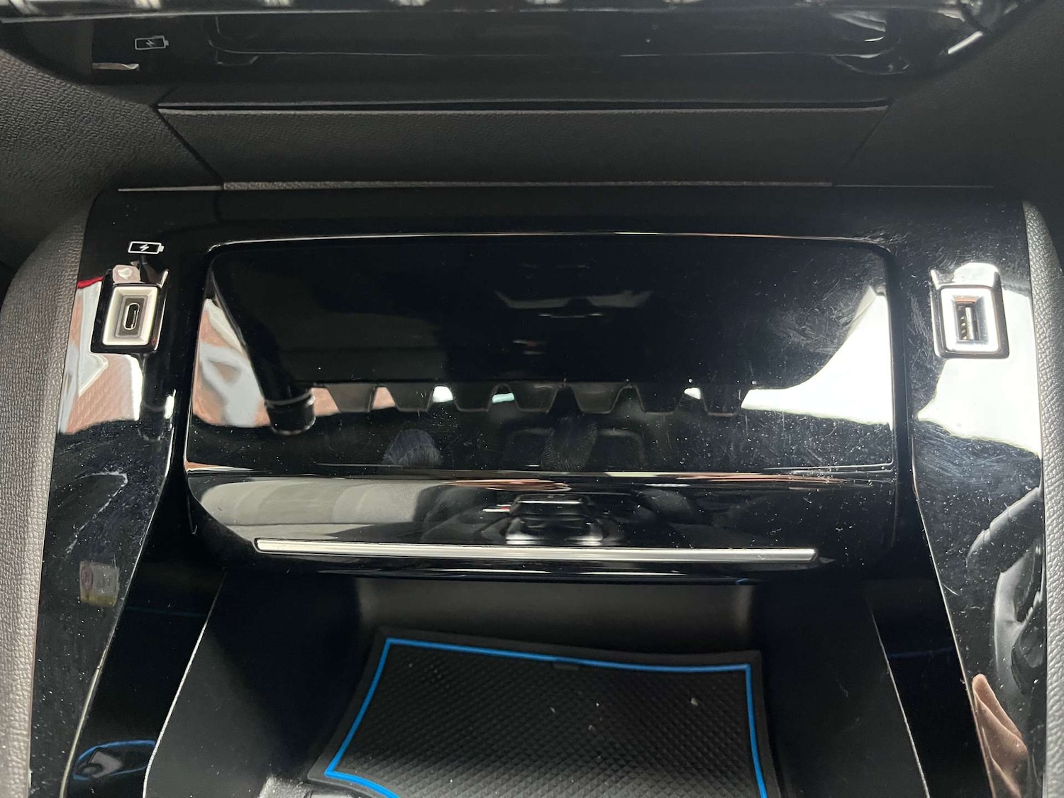 Used Peugeot 2008 2021 for sale - 76345010: Photo 22