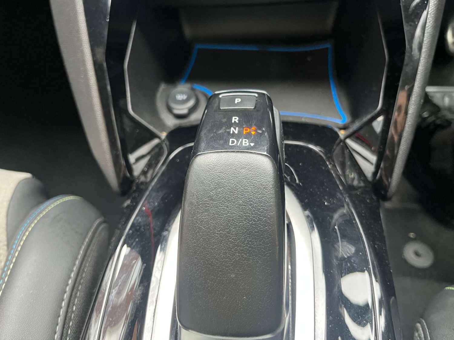 Used Peugeot 2008 2021 for sale - 76345010: Photo 27