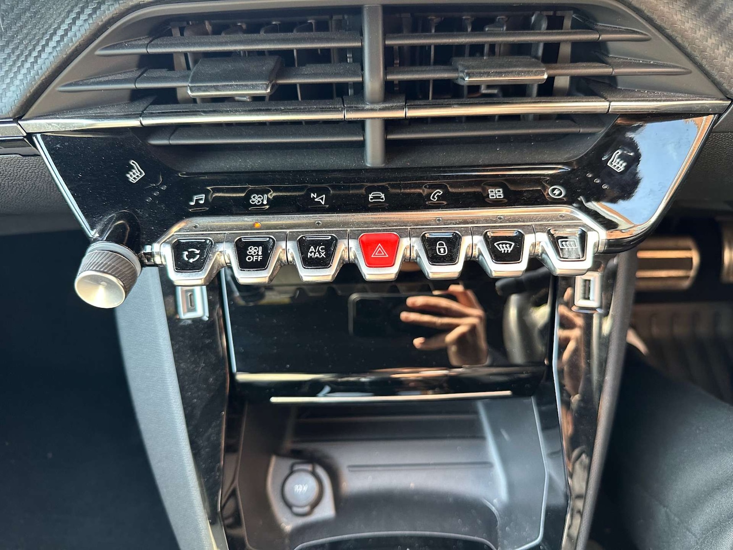 Used Peugeot 208 2020 for sale - 78169350: Photo 24