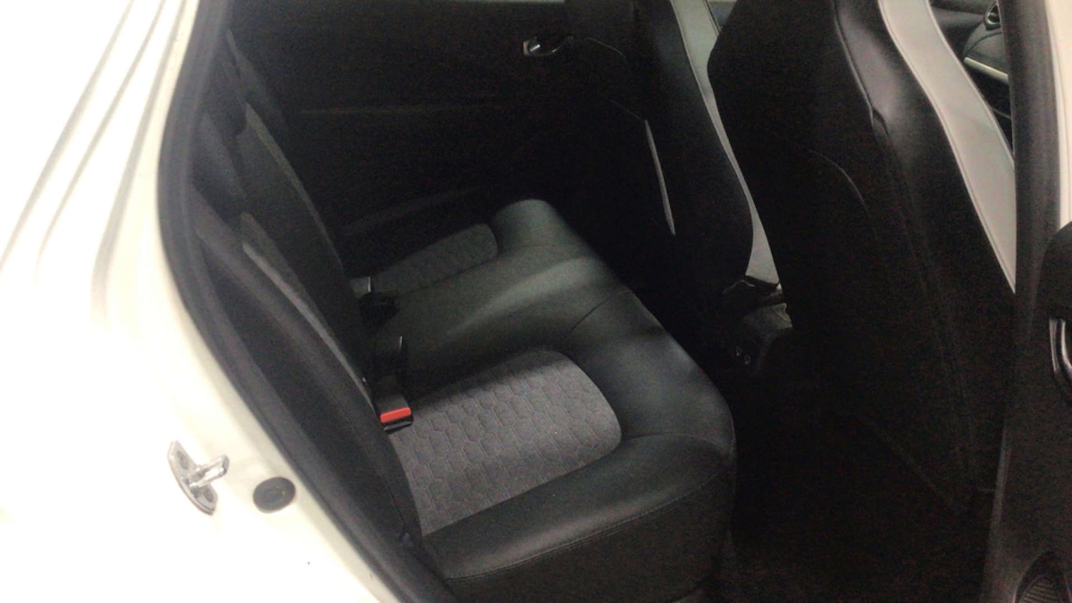 Used Renault Zoe 2021 for sale - 77200740: Photo 8