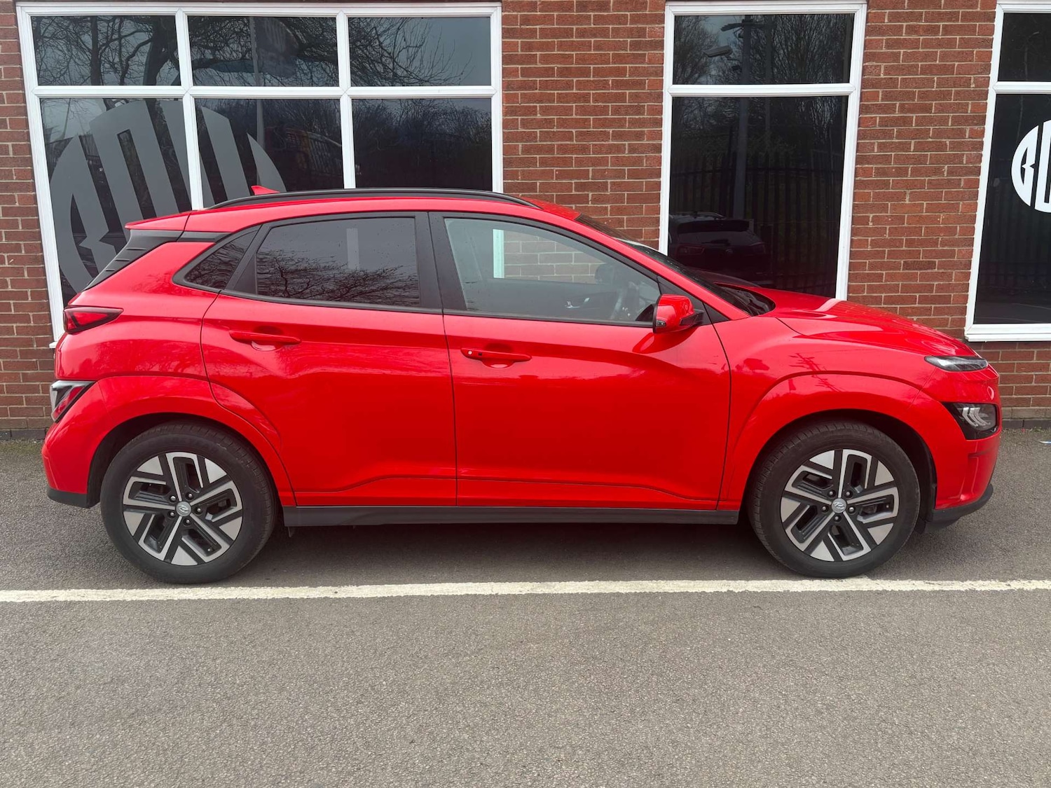 Used Hyundai KONA 2022 for sale - 78062322: Photo 2