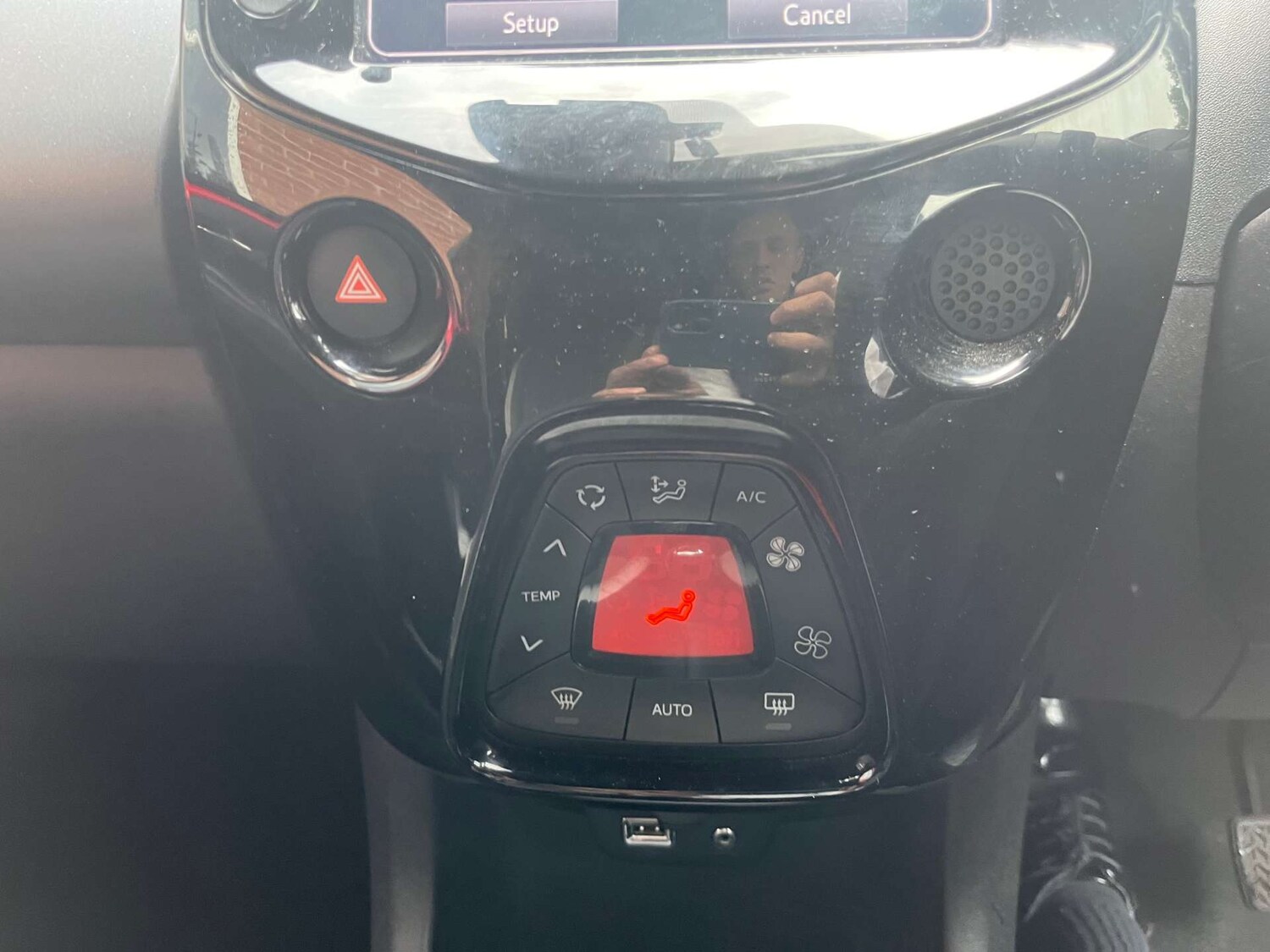 Used Toyota AYGO 2021 for sale - 76277663: Photo 24