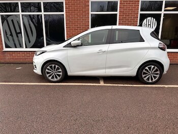 Used Renault Zoe 2021 for sale - 76694821: Photo