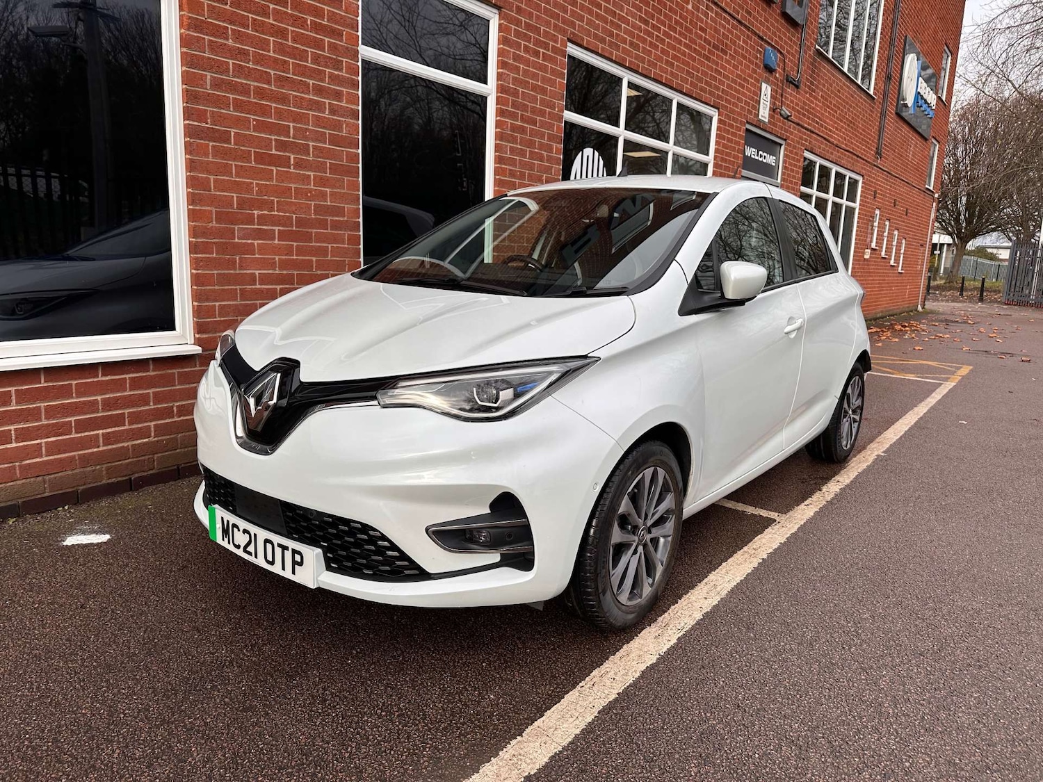Used Renault Zoe 2021 for sale - 76694821: Photo 4