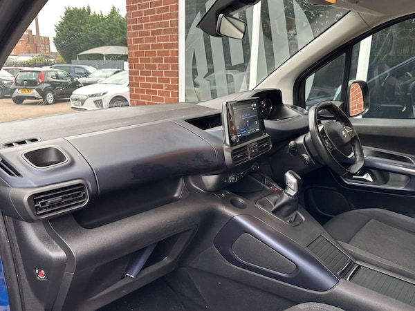 Used Peugeot Rifter 2019 for sale - 76277791: Photo 23
