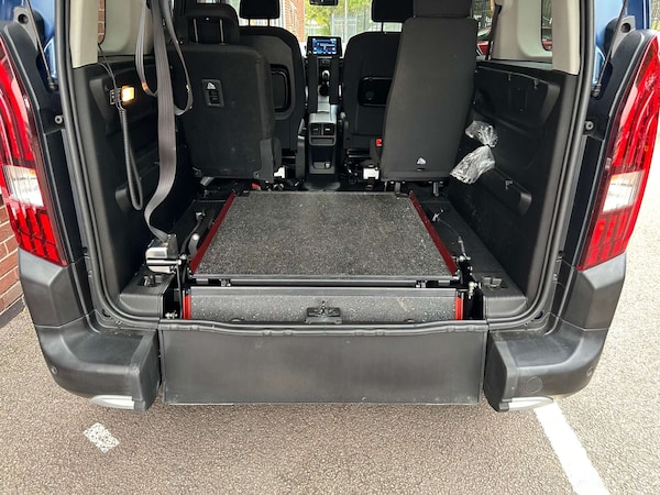 Used Peugeot Rifter 2019 for sale - 76277791: Photo 28