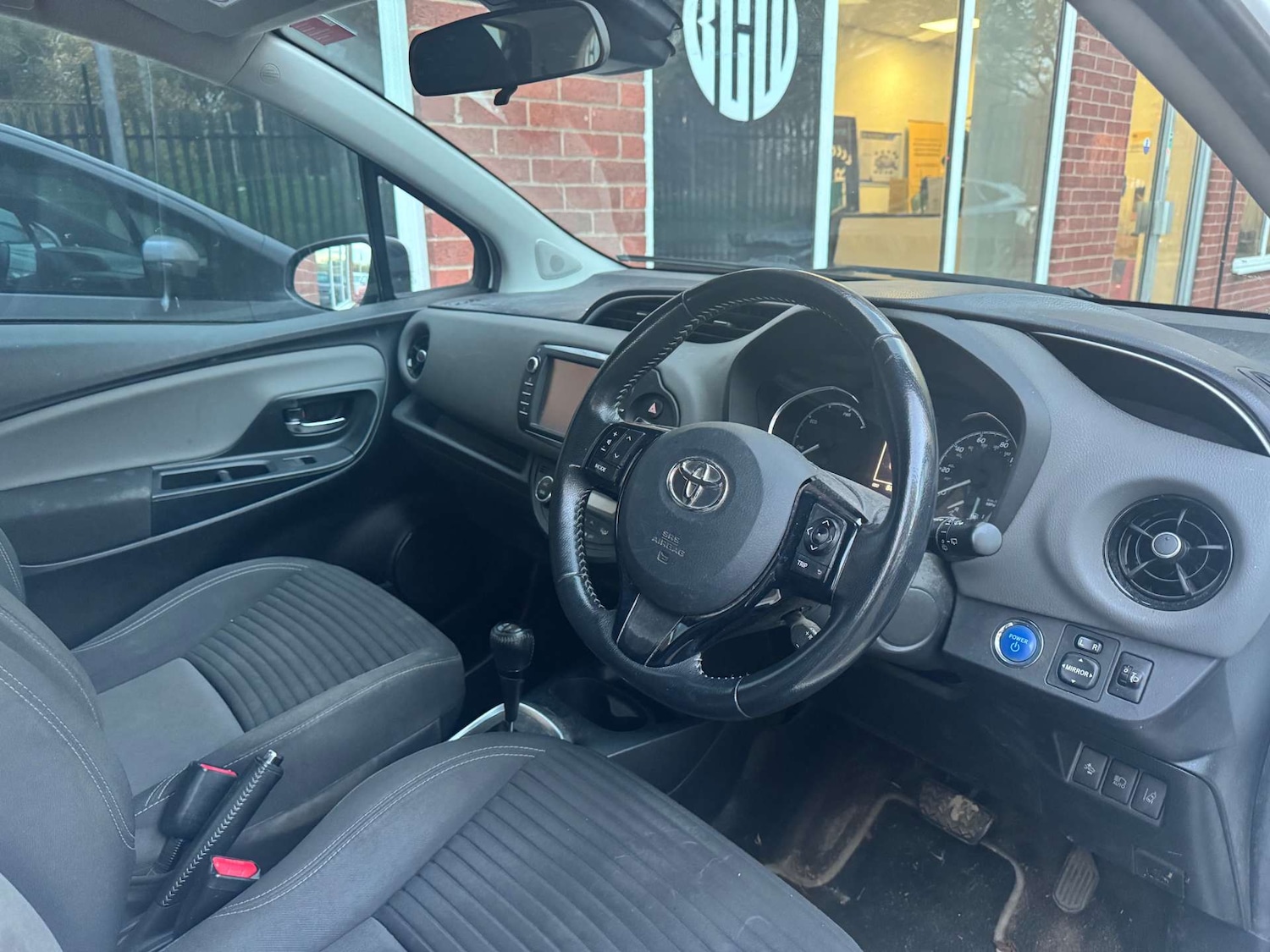 Used Toyota Yaris 2018 for sale - 76402686: Photo 11