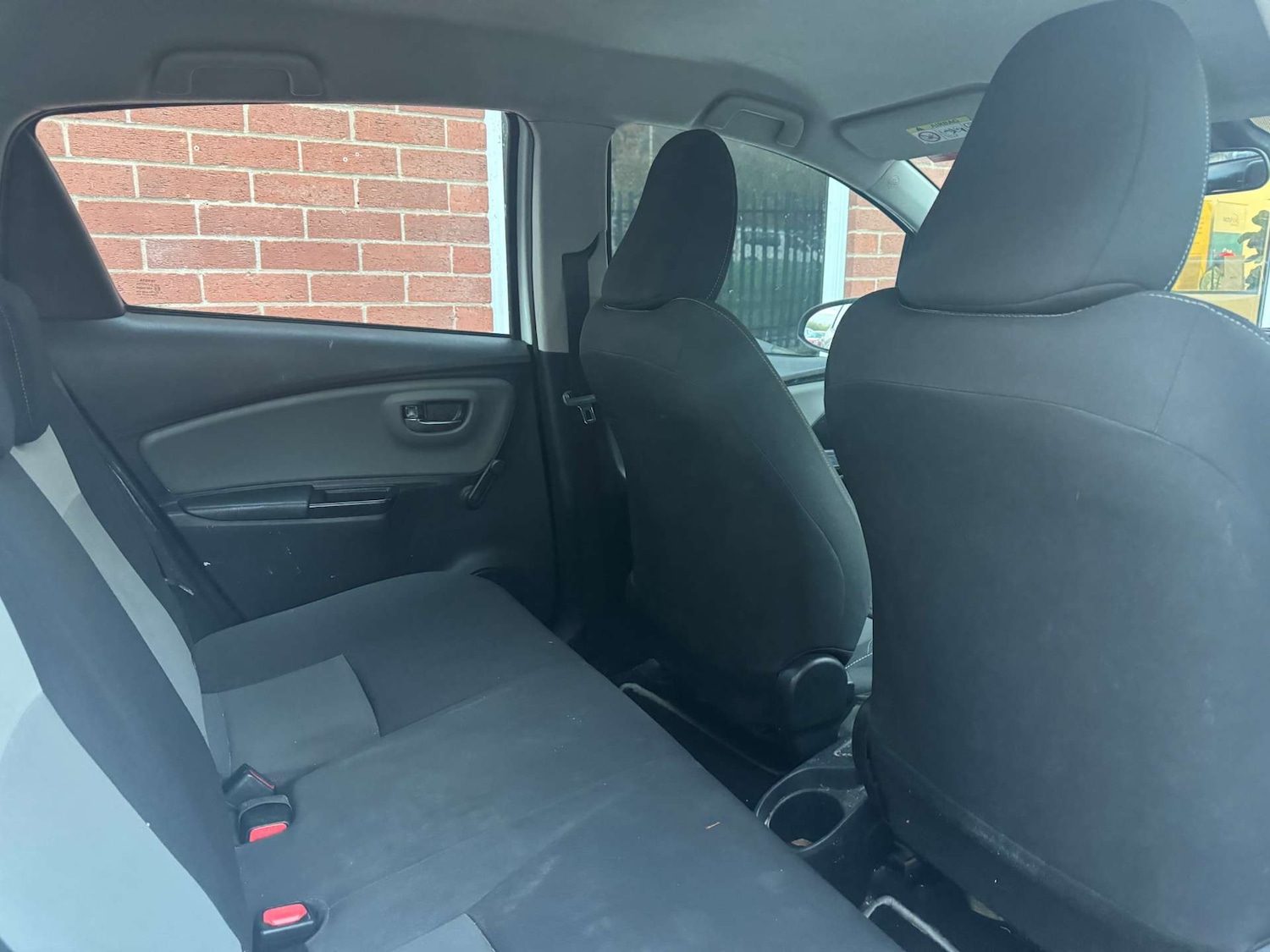 Used Toyota Yaris 2018 for sale - 76402686: Photo 23