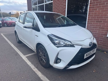 Used Toyota Yaris 2018 for sale - 76402686: Photo