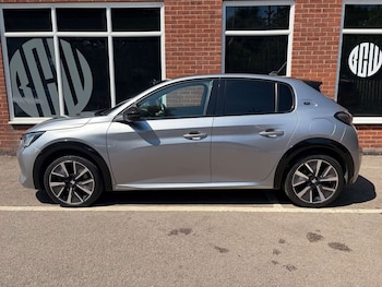 Used Peugeot 208 2020 for sale - 79229123: Photo