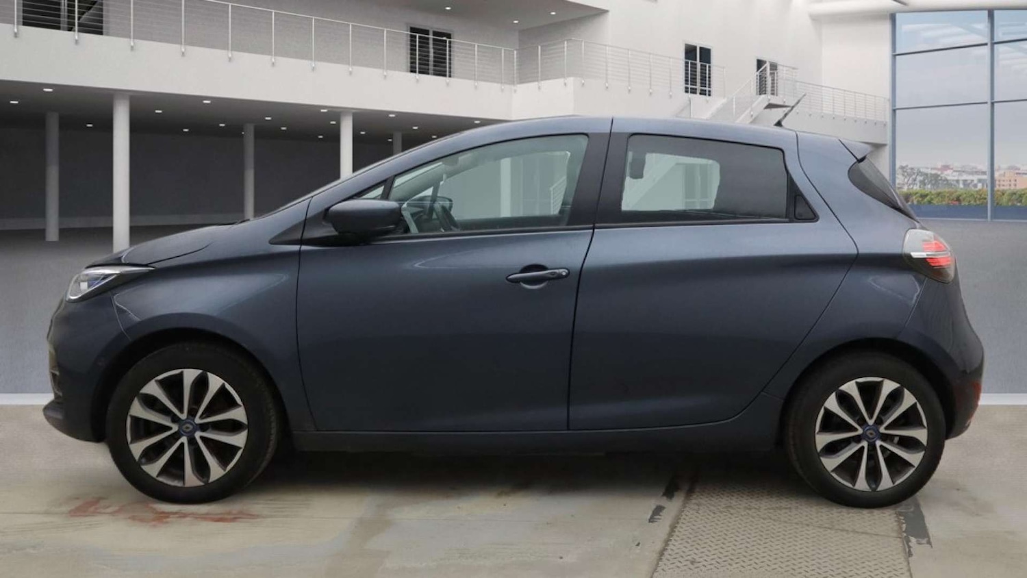 Used Renault Zoe 2020 for sale - 77368256: Photo 5