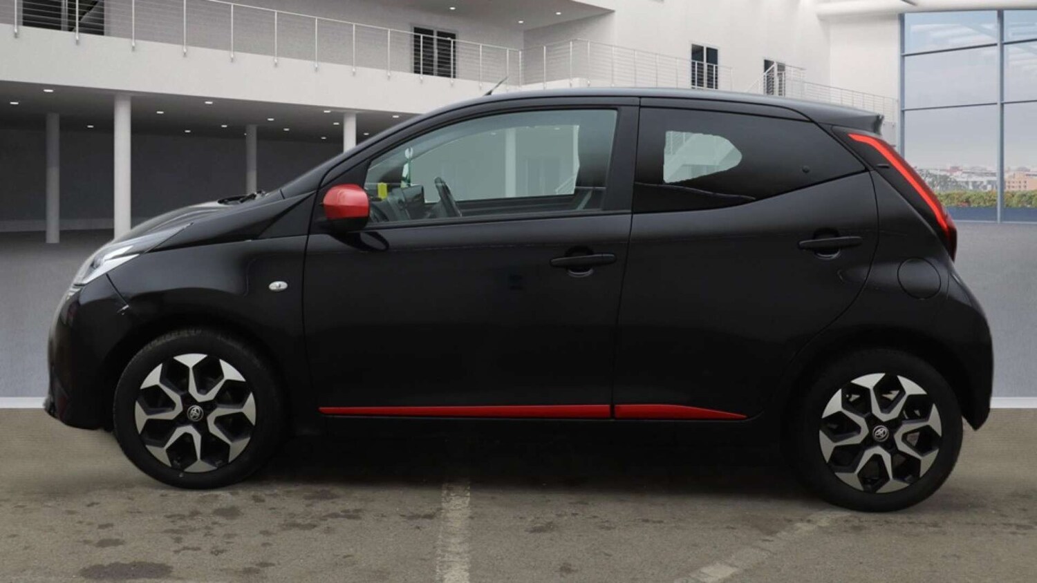 Used Toyota AYGO 2019 for sale - 77736113: Photo 6
