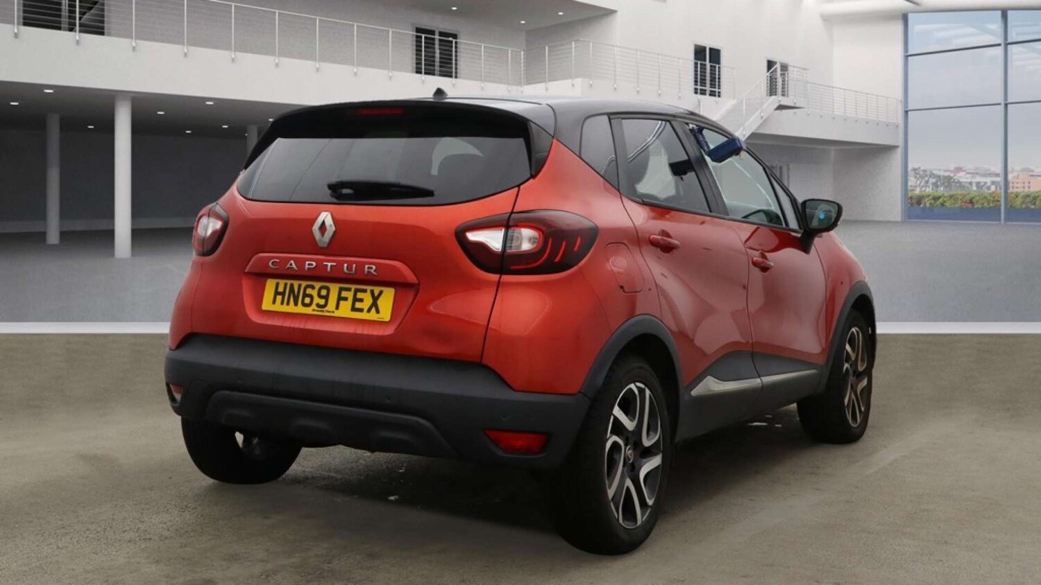 Used Renault Captur 2019 for sale - 76367343: Photo 4