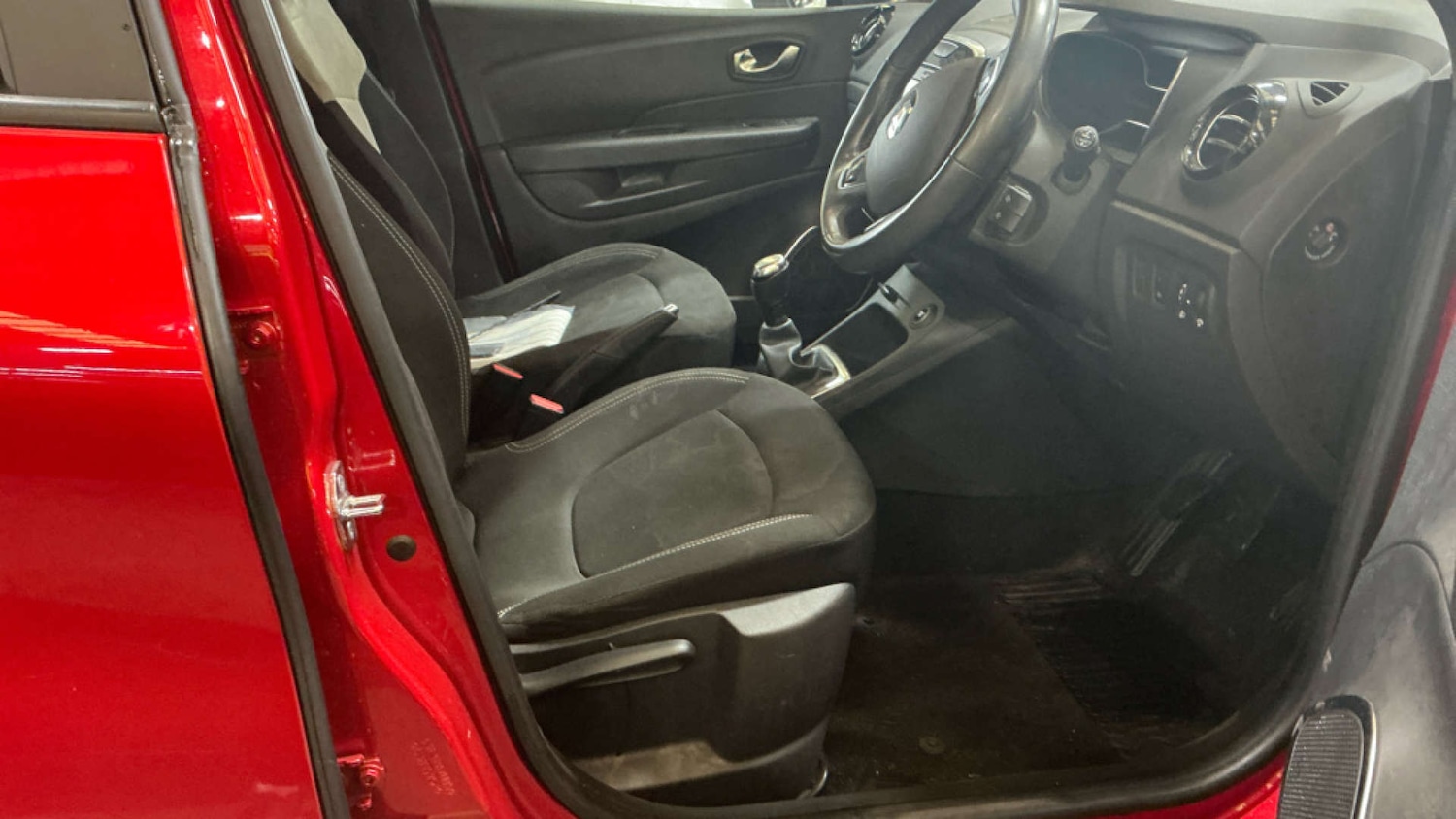 Used Renault Captur 2019 for sale - 76367343: Photo 7