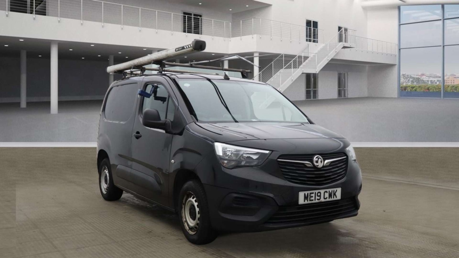 Used Vauxhall Combo 2019 for sale - 76914452: Photo 1