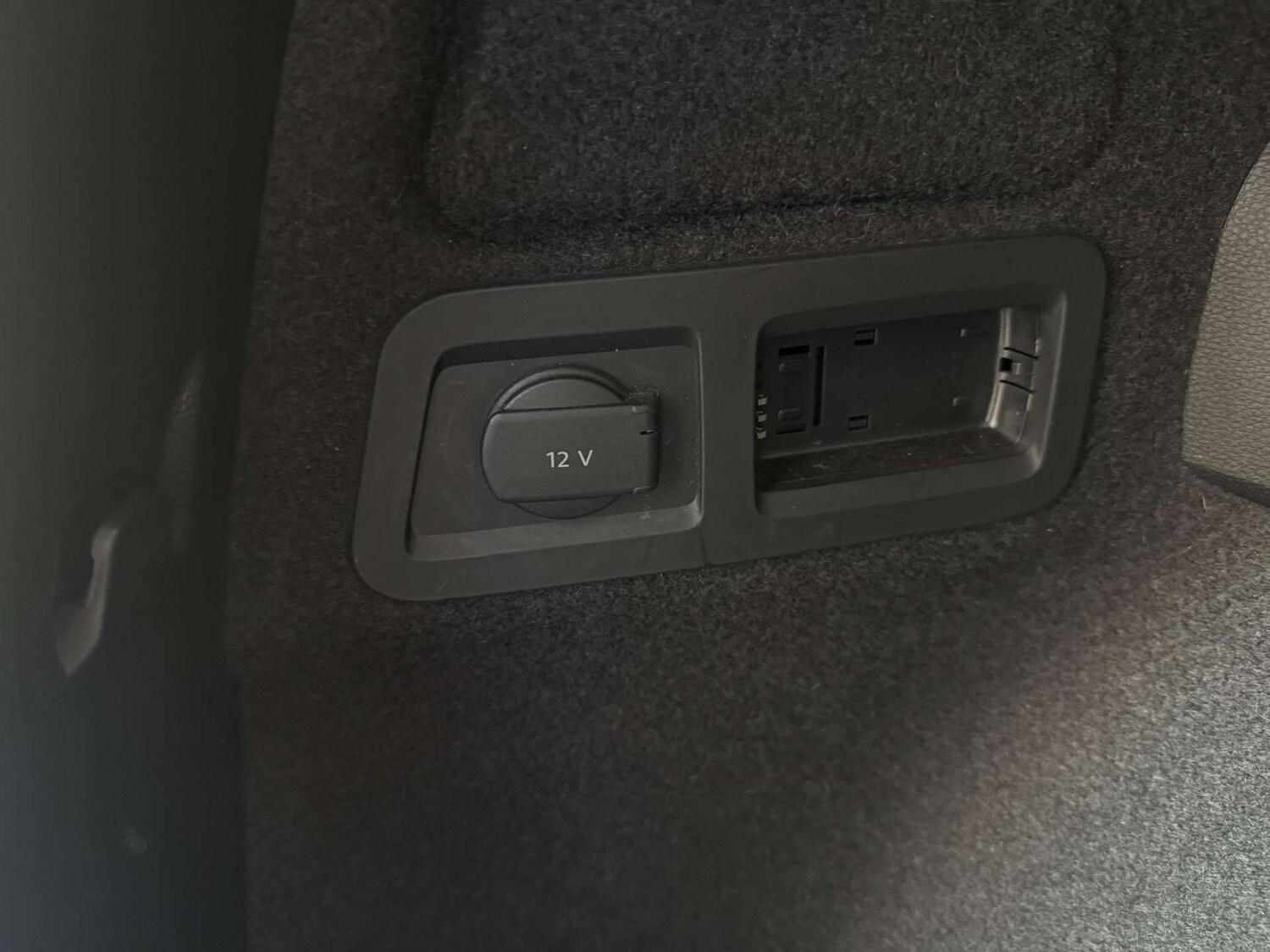 Used Skoda Karoq 2019 for sale - 76277604: Photo 61