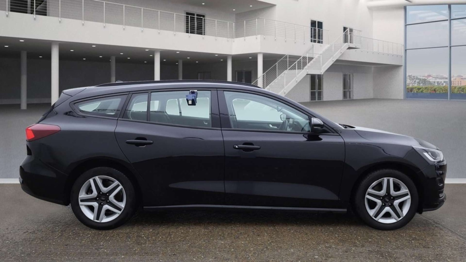 Used Ford Focus 2022 for sale - 76477419: Photo 5