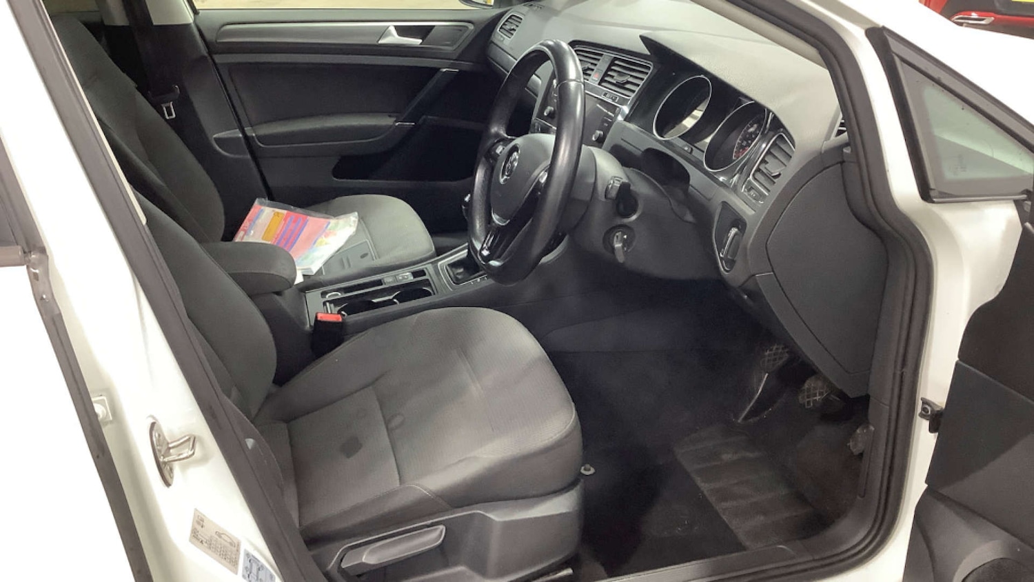 Used Volkswagen Golf 2018 for sale - 77708963: Photo 9