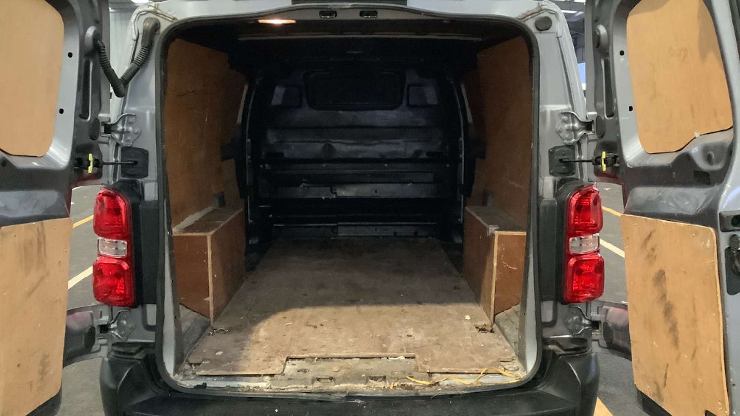 Used Peugeot Expert 2021 for sale - 77289465: Photo 7