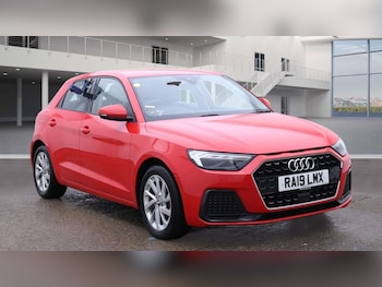 Used Audi A1 2019 for sale - 77326127: Photo