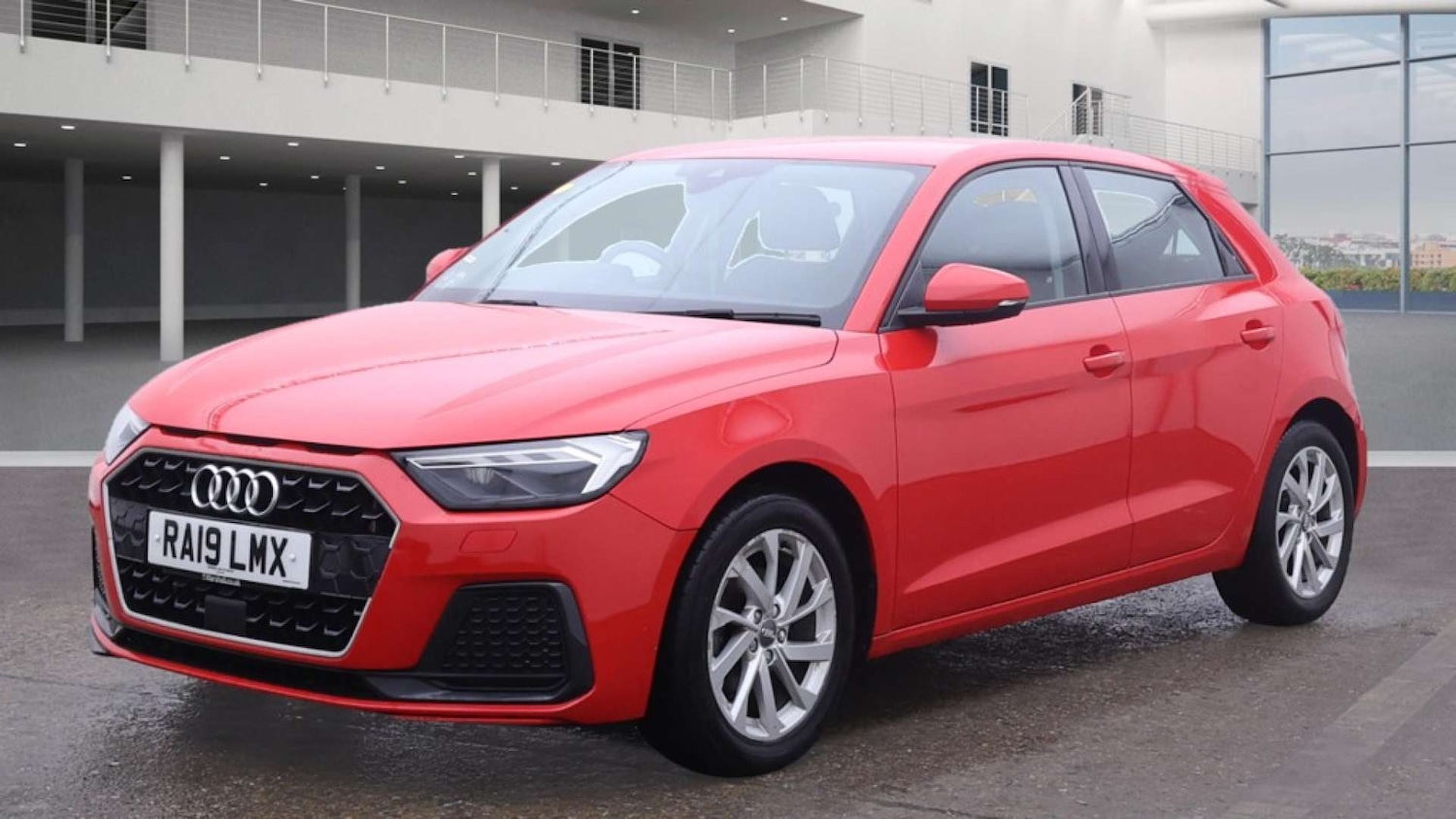 Used Audi A1 2019 for sale - 77326127: Photo 2