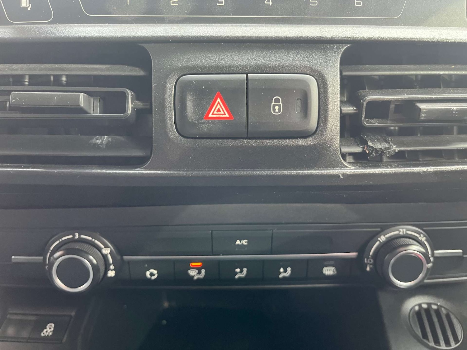 Used Vauxhall Combo 2020 for sale - 76881582: Photo 29