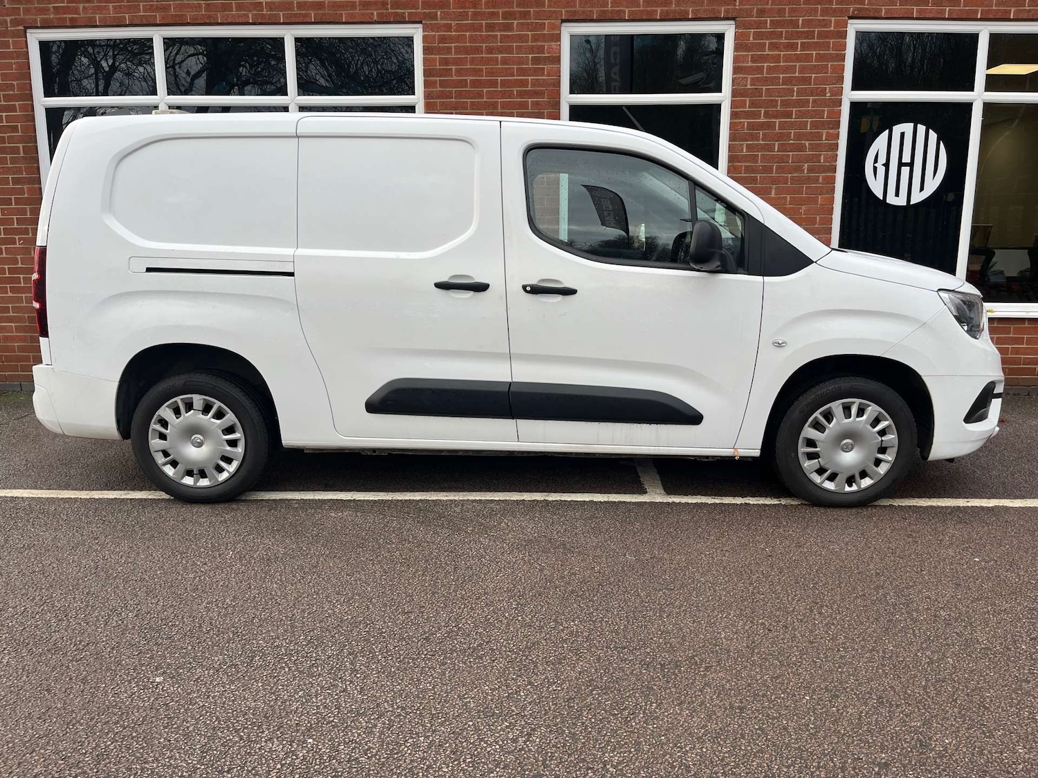 Used Vauxhall Combo 2020 for sale - 76881582: Photo 3