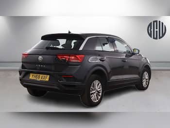 Used Volkswagen T-Roc 2018 for sale - 79780104: Photo