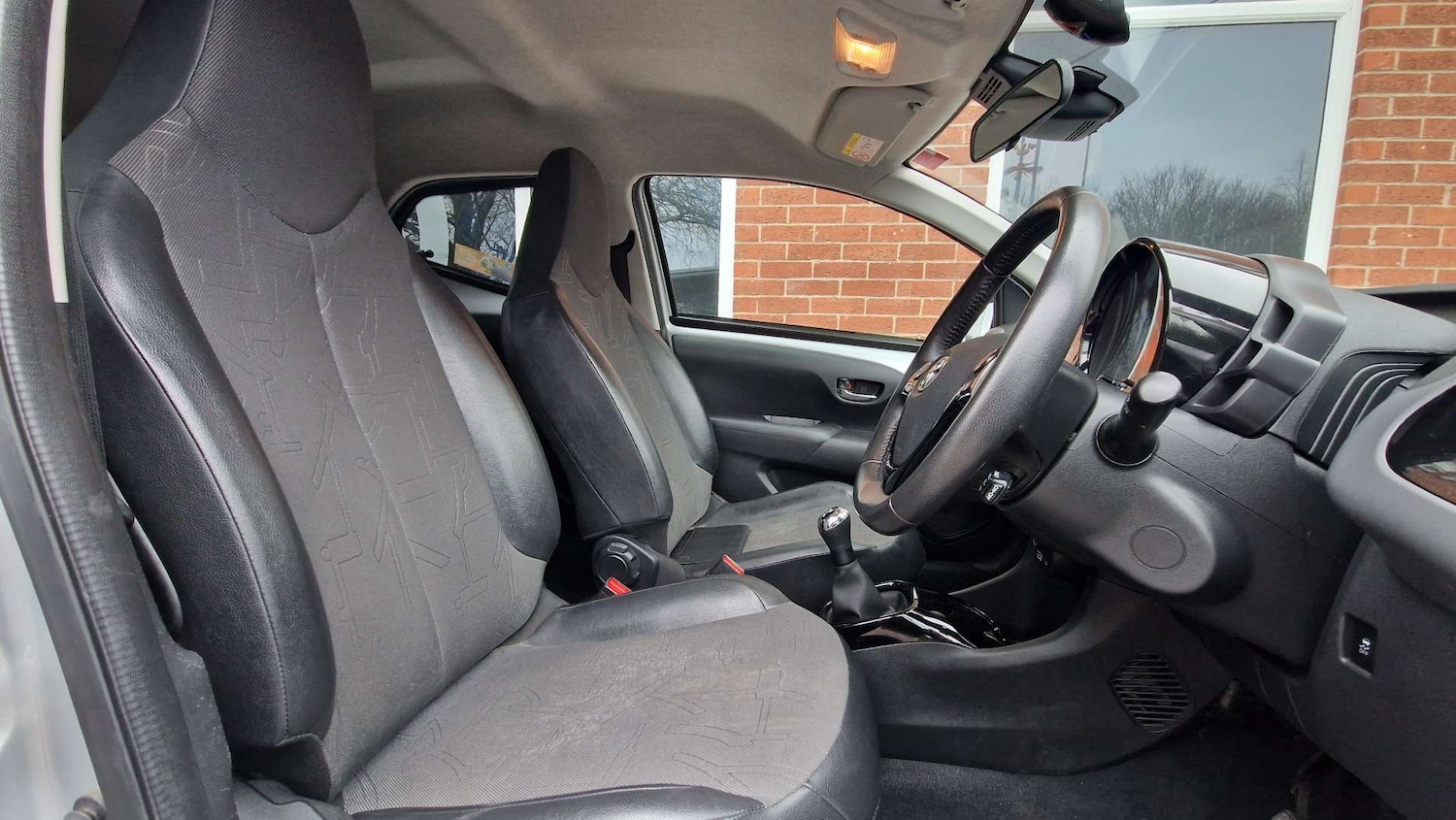 Used Toyota AYGO 2019 for sale - 76767899: Photo 11