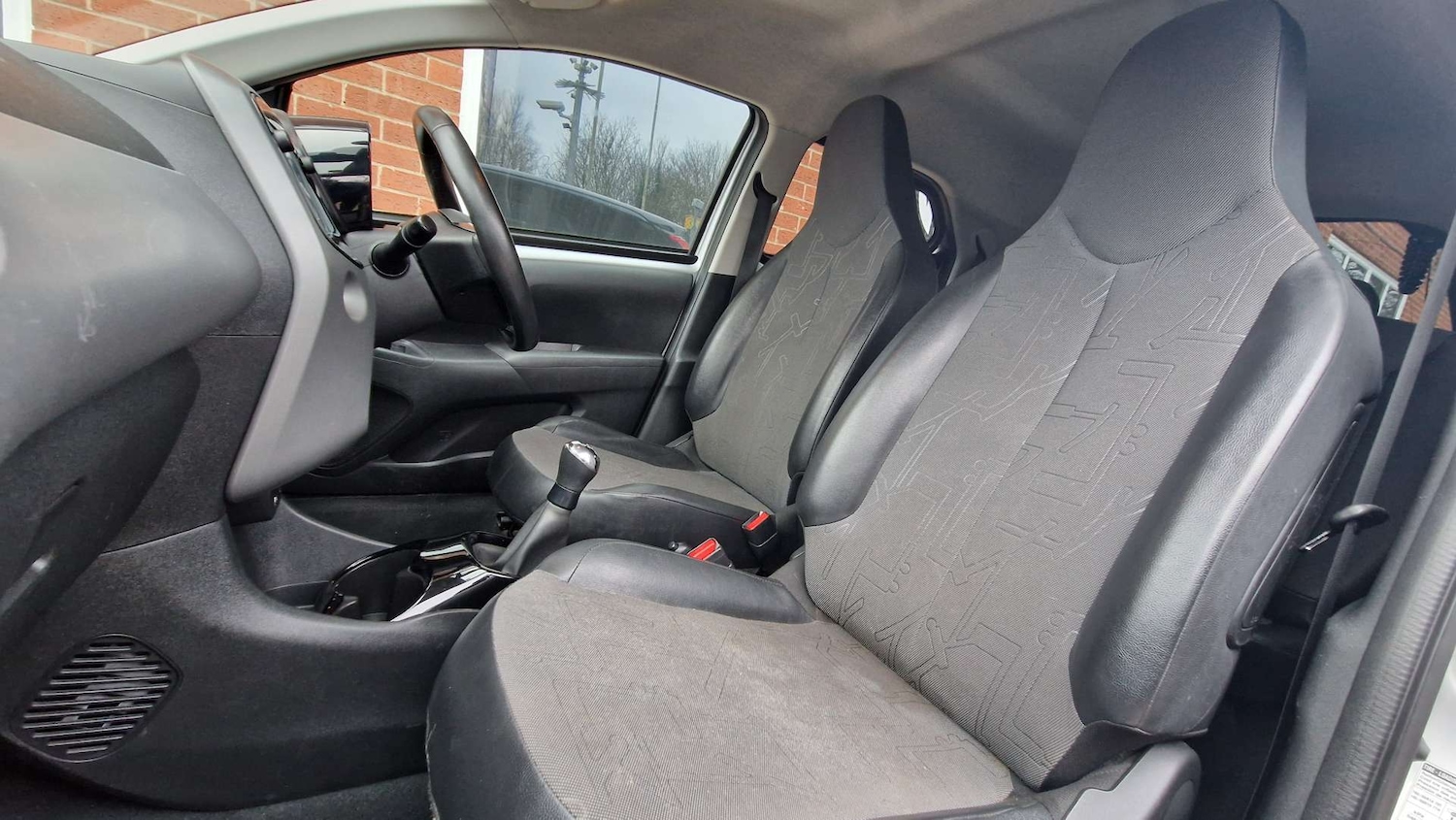 Used Toyota AYGO 2019 for sale - 76767899: Photo 20