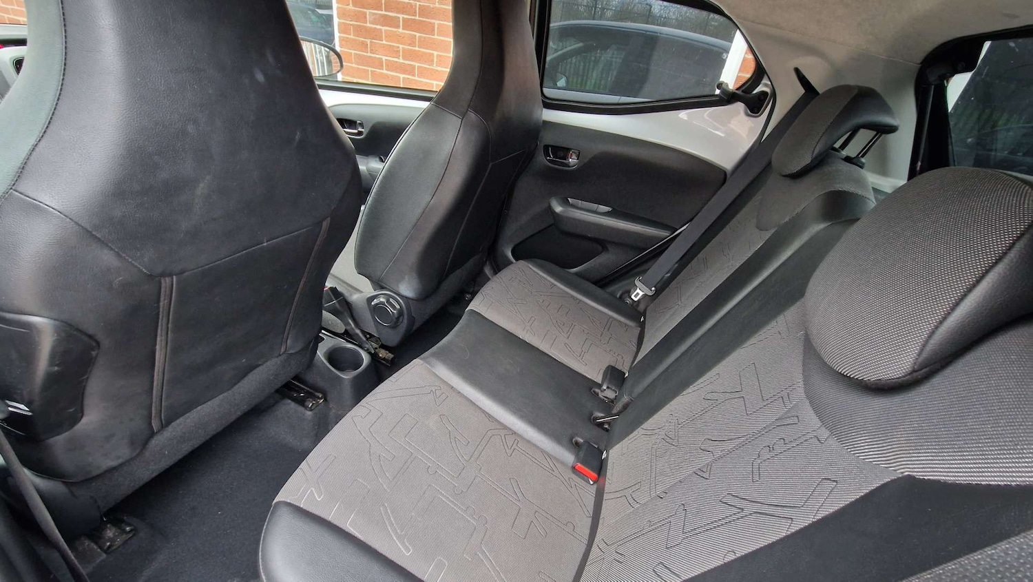 Used Toyota AYGO 2019 for sale - 76767899: Photo 22