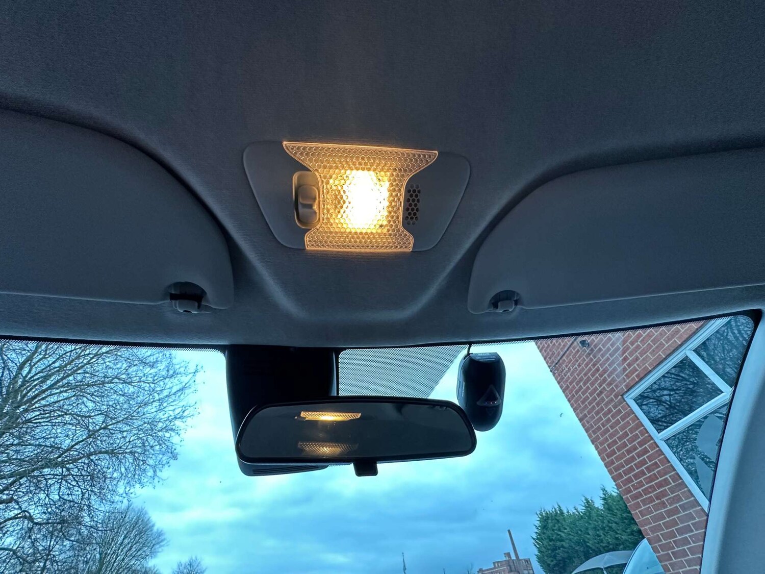 Used Toyota AYGO 2019 for sale - 76767899: Photo 31