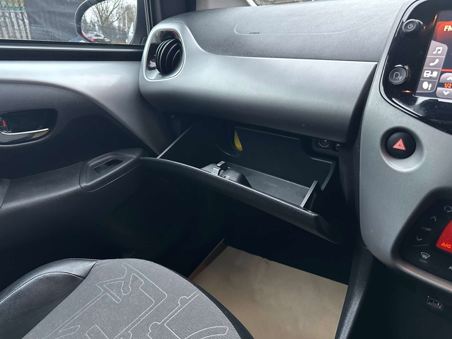 Used Toyota AYGO 2019 for sale - 76767899: Photo 33