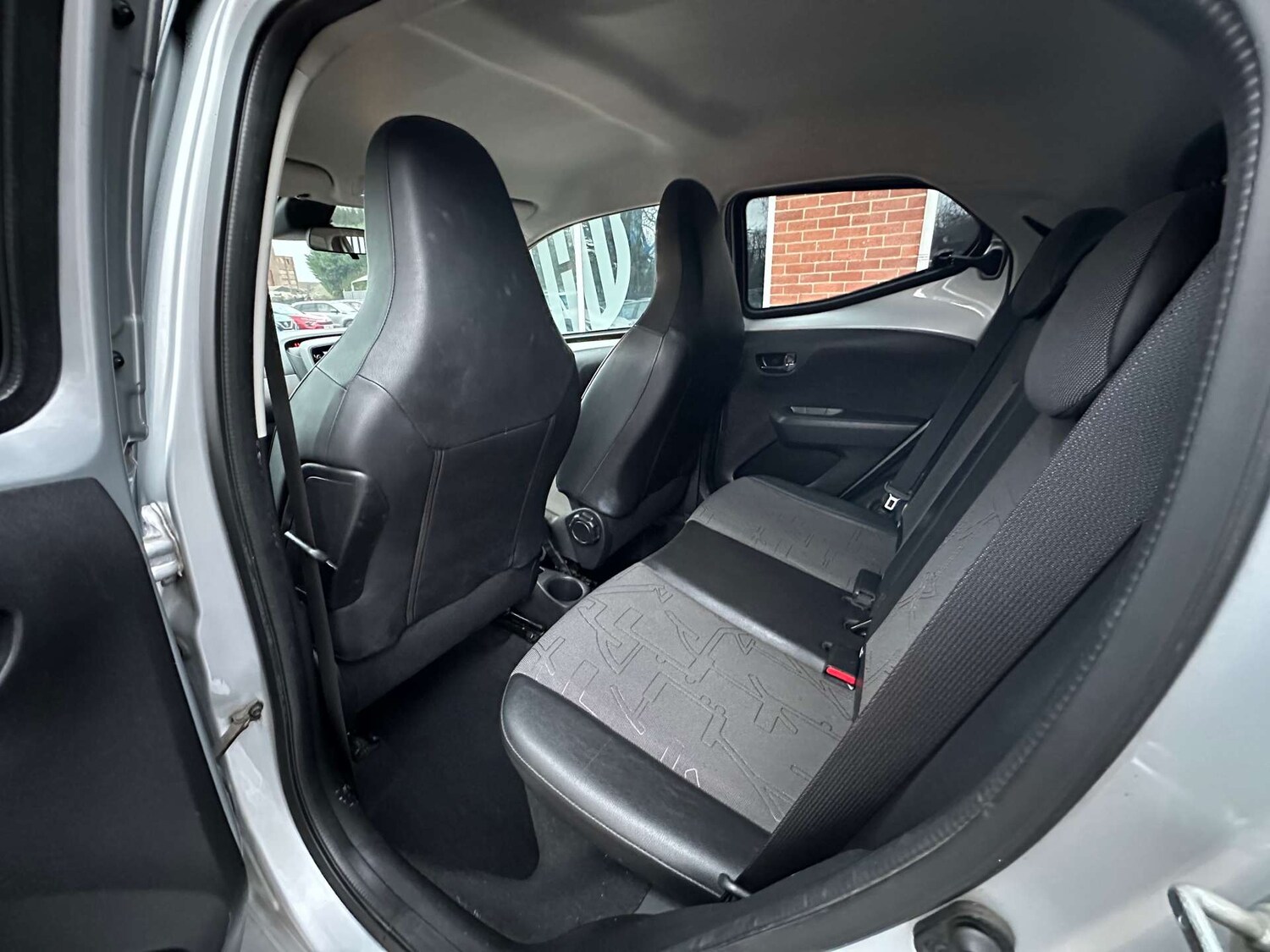 Used Toyota AYGO 2019 for sale - 76767899: Photo 34