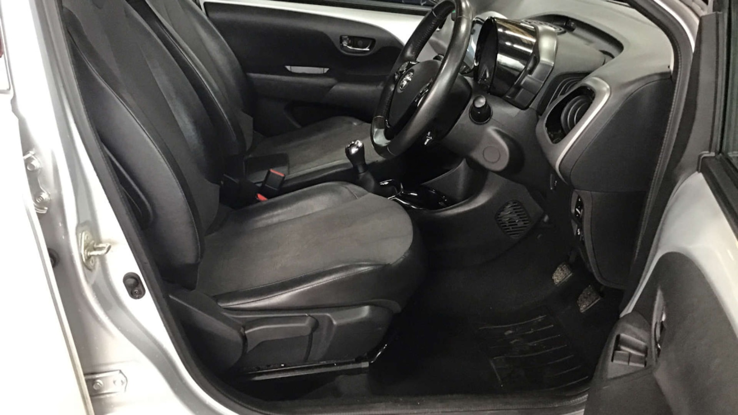 Used Toyota AYGO 2019 for sale - 76767899: Photo 7