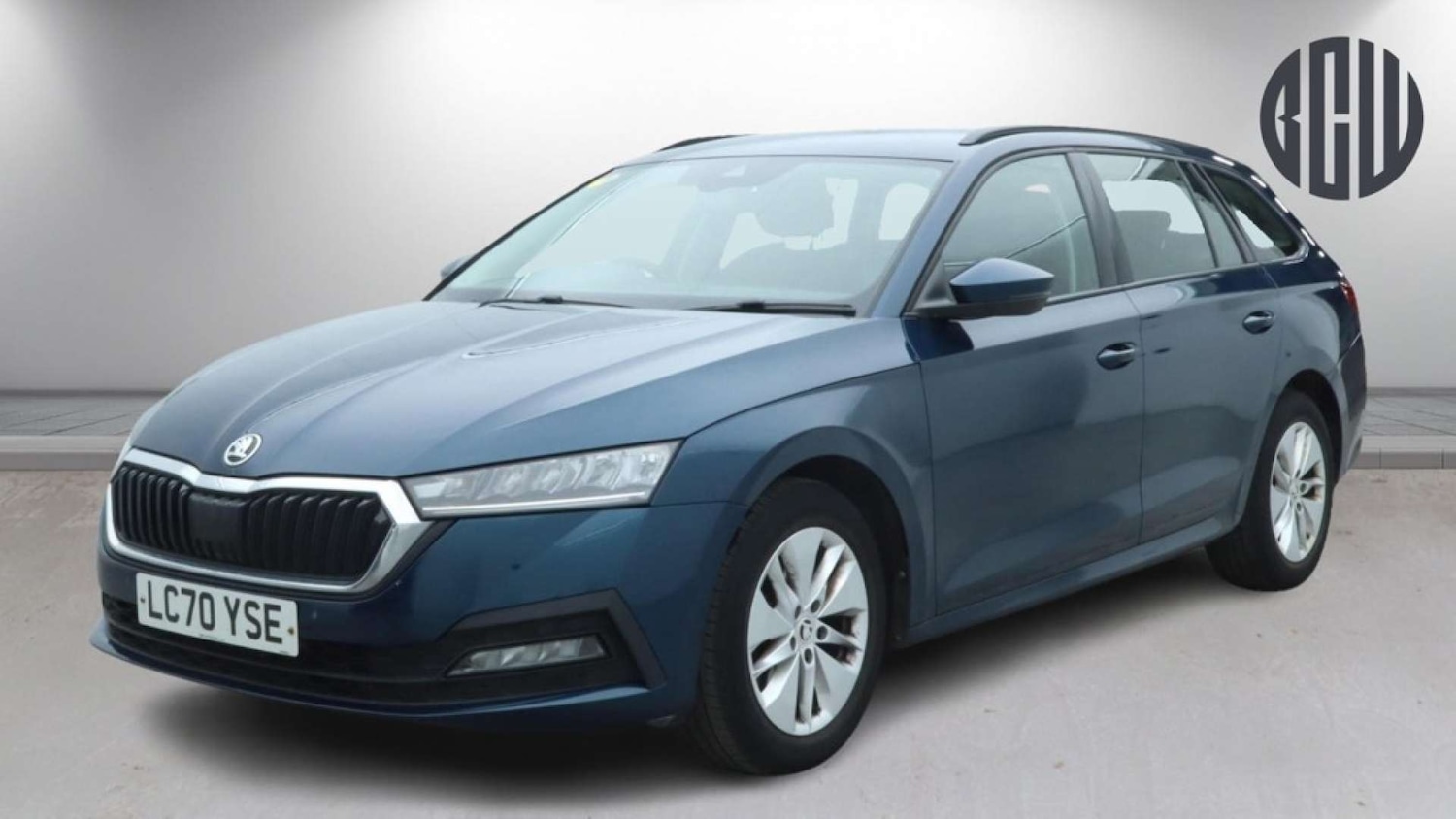 Used Skoda Octavia 2021 for sale - 76726104: Photo 2