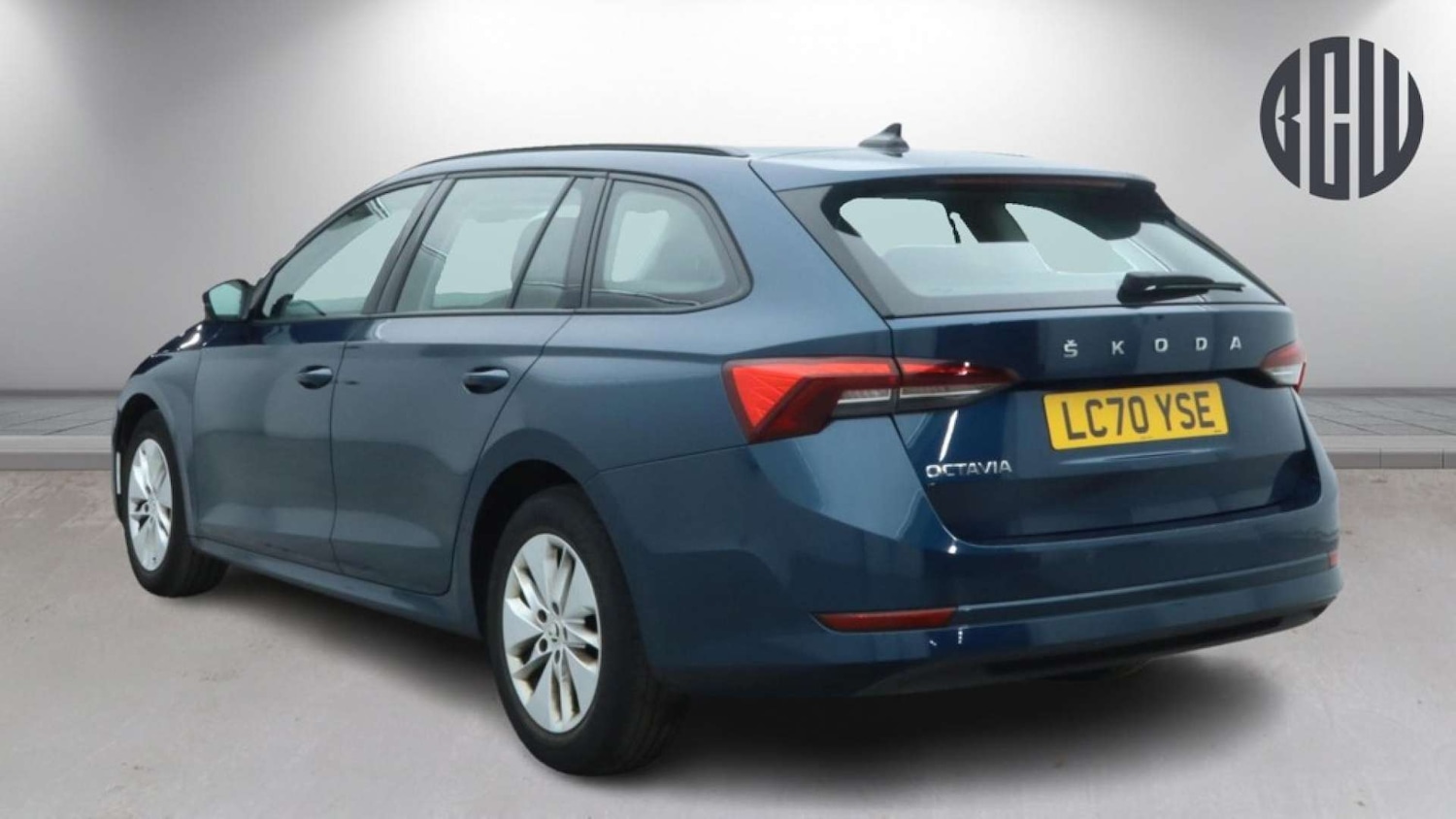 Used Skoda Octavia 2021 for sale - 76726104: Photo 3