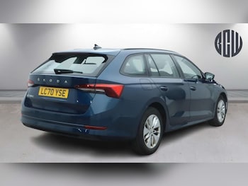 Used Skoda Octavia 2021 for sale - 76726104: Photo