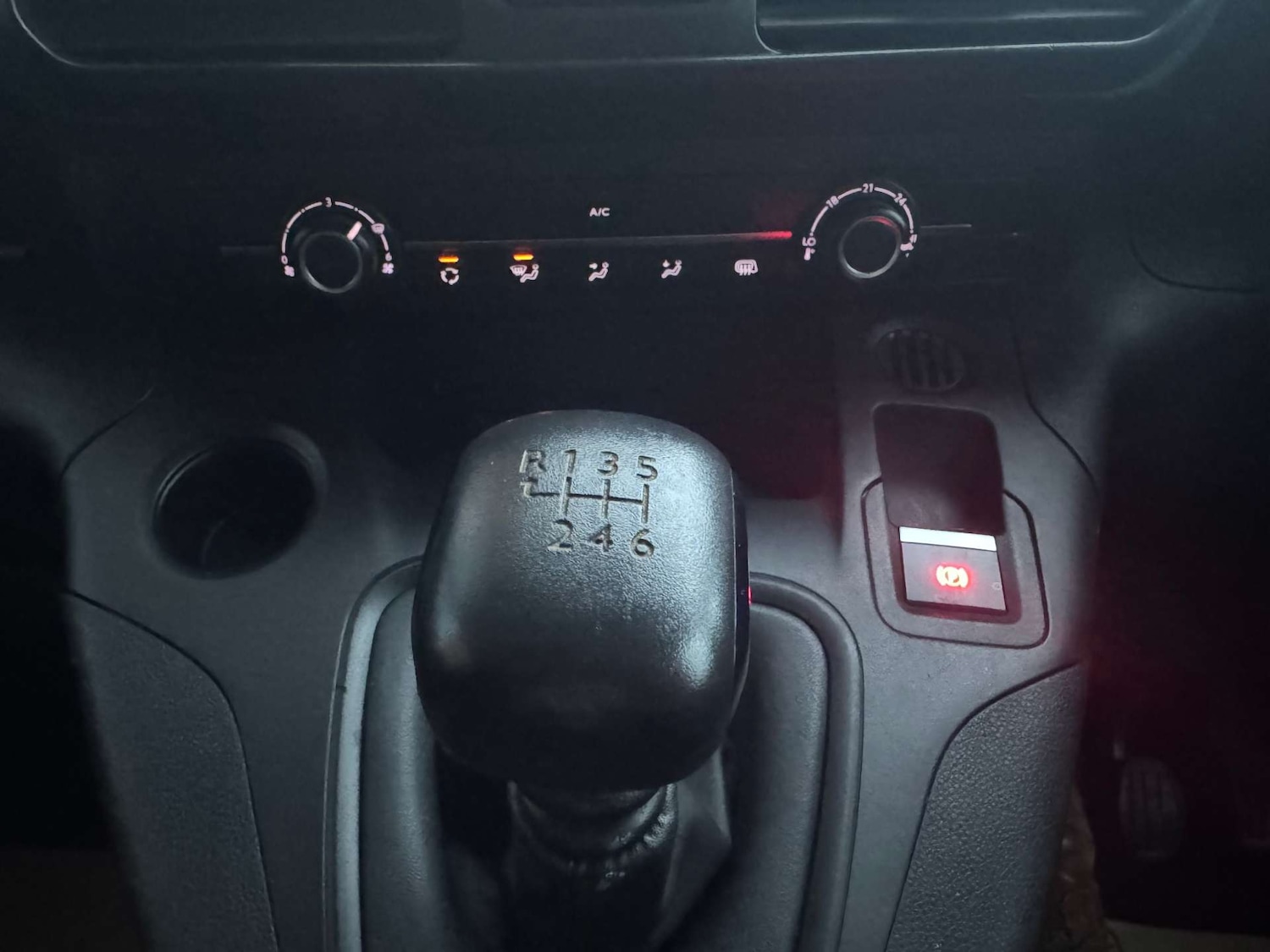 Used Vauxhall Combo 2022 for sale - 76525859: Photo 27