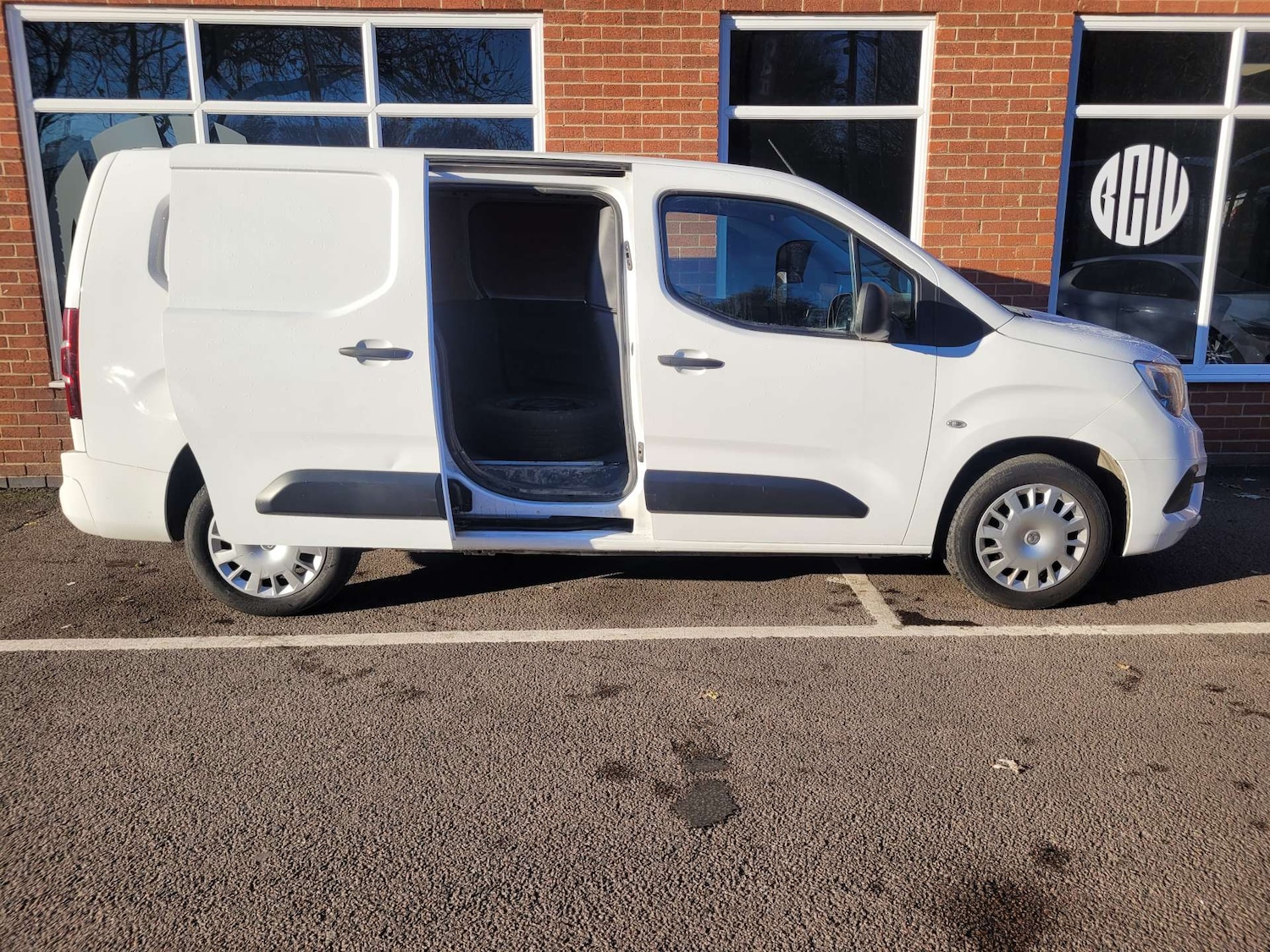 Used Vauxhall Combo 2022 for sale - 76525859: Photo 5