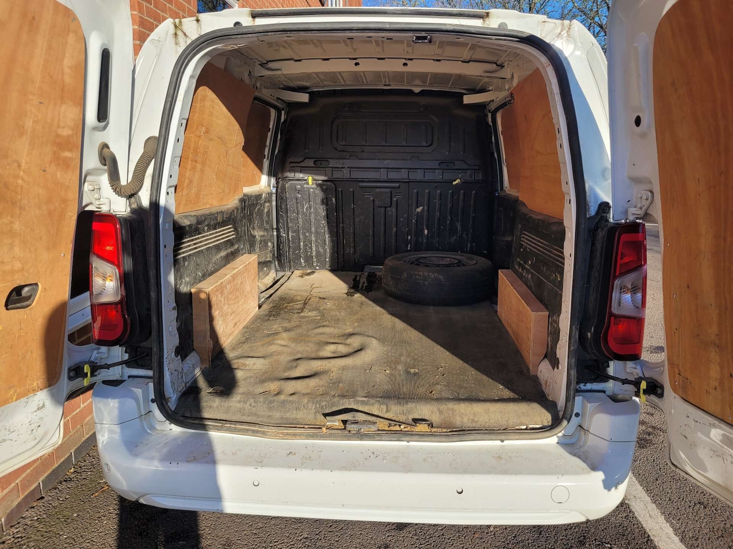 Used Vauxhall Combo 2022 for sale - 76525859: Photo 9