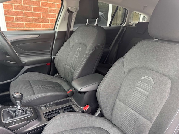 Used Ford Focus 2020 for sale - 76277595: Photo 17