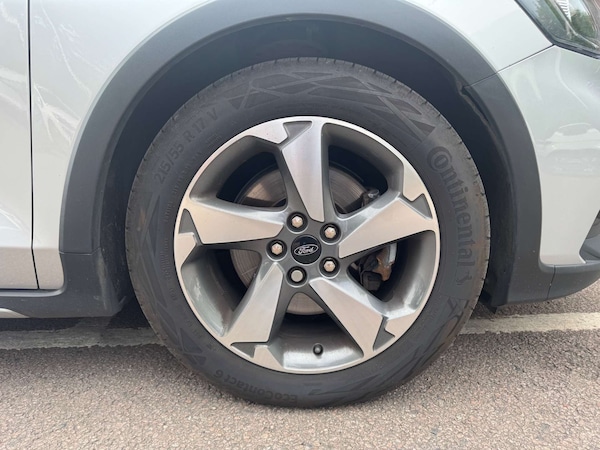Used Ford Focus 2020 for sale - 76277595: Photo 26