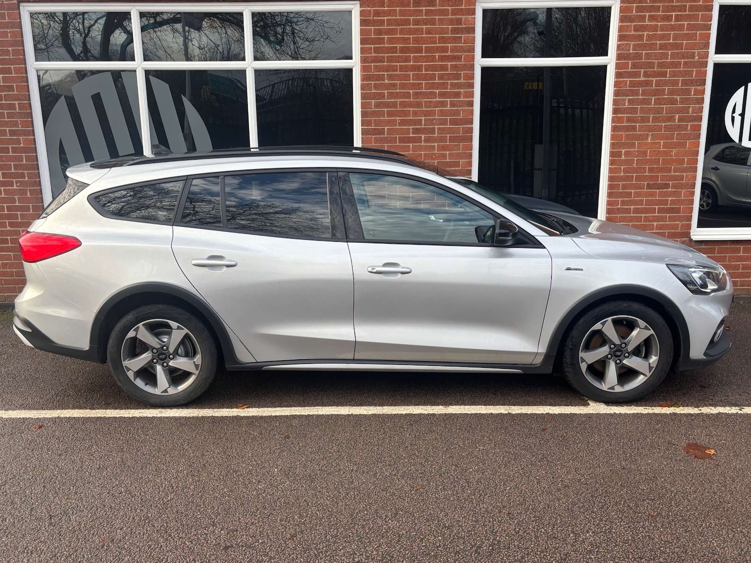 Used Ford Focus 2020 for sale - 76277595: Photo 5