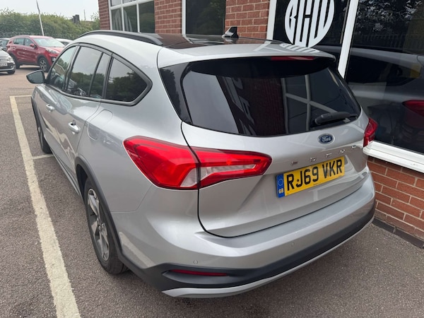Used Ford Focus 2020 for sale - 76277595: Photo 7