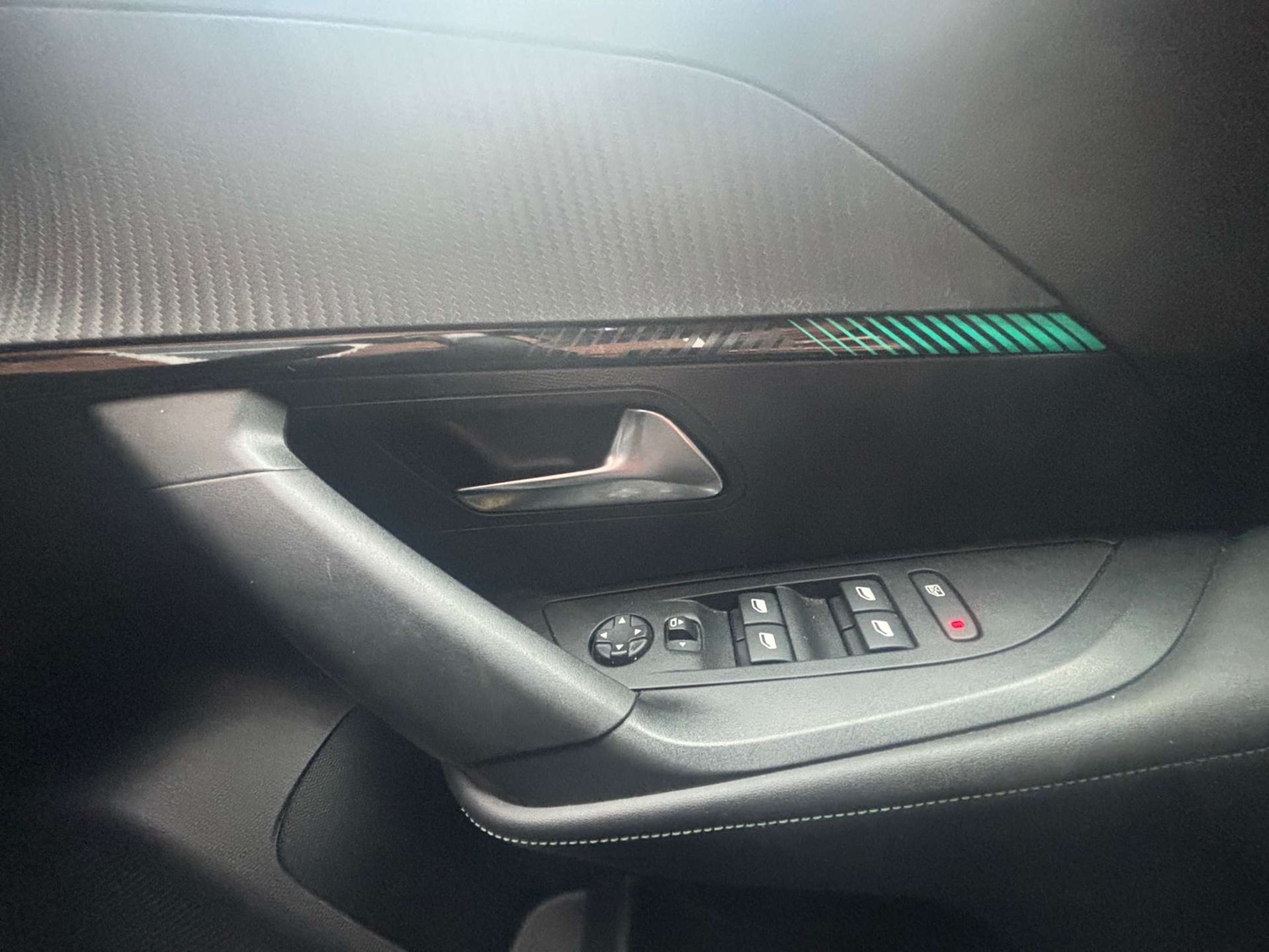 Used Peugeot 2008 2022 for sale - 76579675: Photo 36