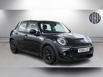 Used MINI Hatch 2019 for sale - 79074113: Photo